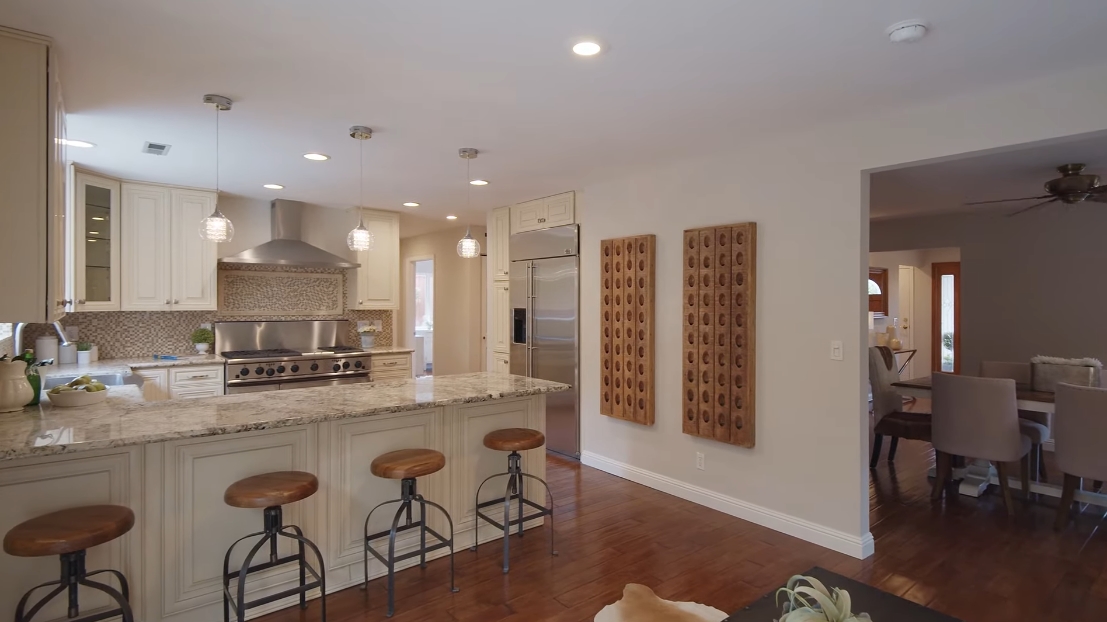 21 Interior Design Photos vs. 2055 Hull Ave, Redwood City, CA Luxury Home Tour
