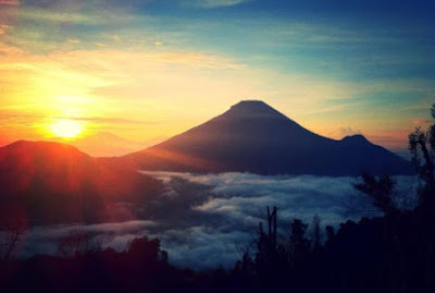 Sunrise Puncak Sikunir Sunrise Puncak Sikunir