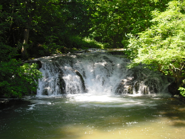 Die Schwabische Alb Und Ihre Natur Wasserfall Hoher Giessel Im Grossen Lautertal