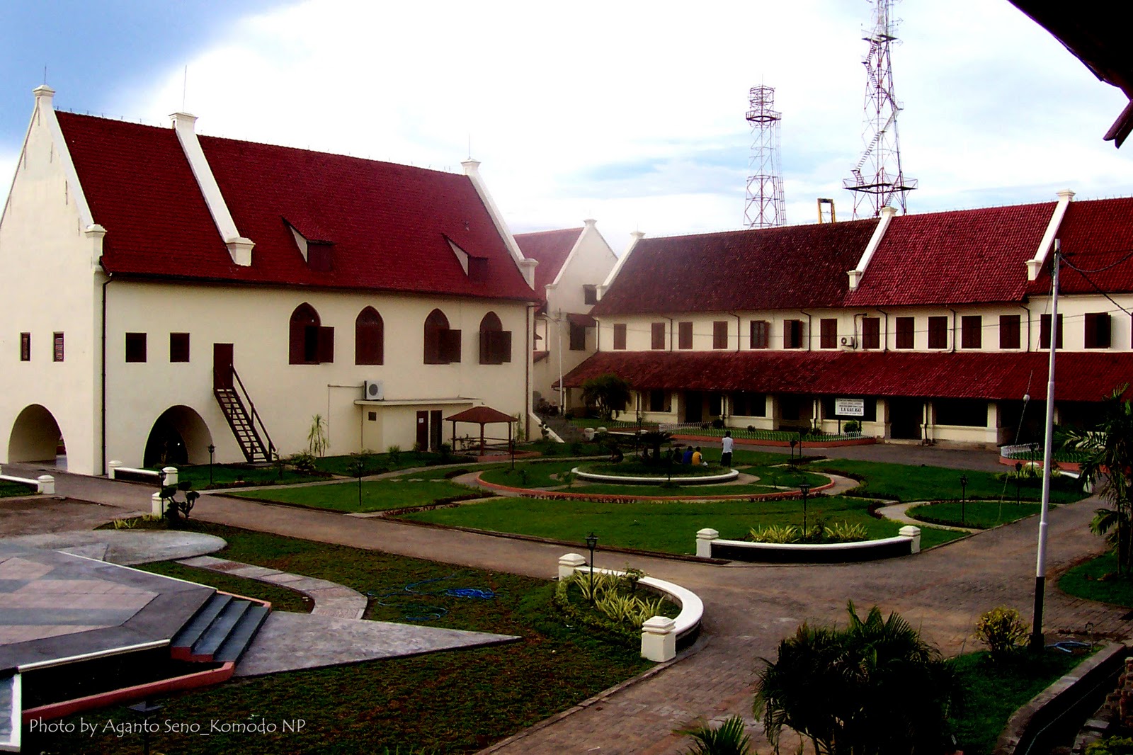Makassar Makassar
