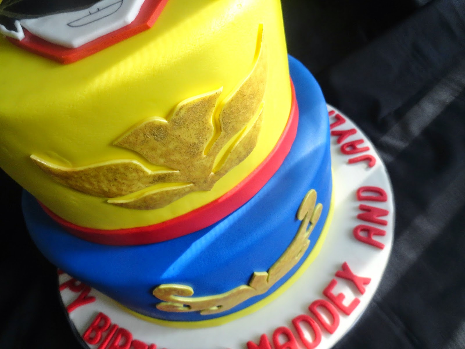 Pink Little Cake: Power Ranger Cake