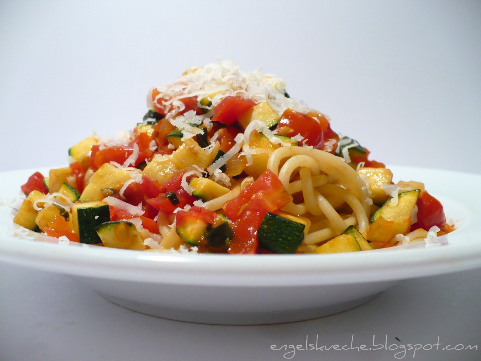 Essen aus Engelchens Küche: The Vegetarian Diaries&amp;#39; Spaghetti mit ...