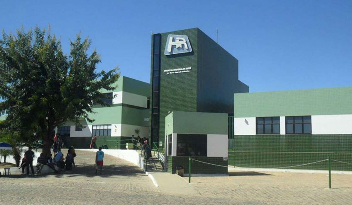 Médico é afastado por chamar enfermeiras de 'raparigas' em hospital de Irecê