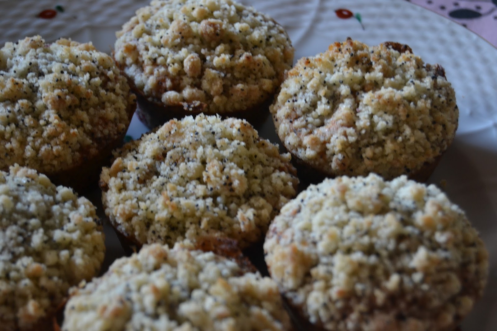 Yummylicious - A Food Blog: [Backen] Himbeer Mohn Muffins mit Streusel ...