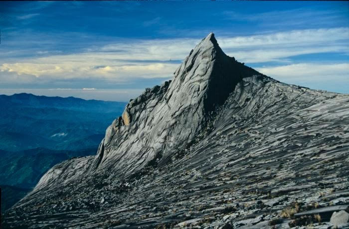 KEJADIAN GUNUNG GANANG