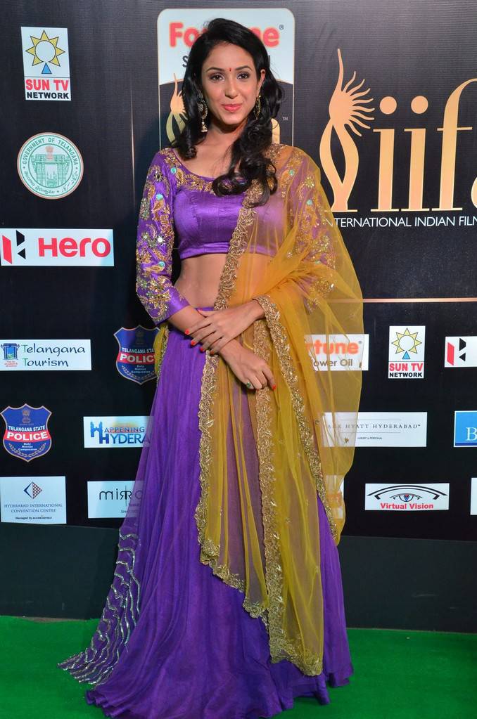 Telugu Actress Priya Shri At IIFA Awards 2017 In Violet Dress