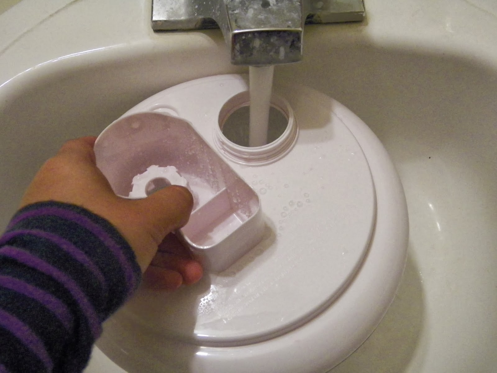 mygreatfinds: Crane "Curtis the Cow" Cool Mist Humidifier Review