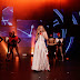 Kylie faz show exclusivo no Lancôme em Paris.