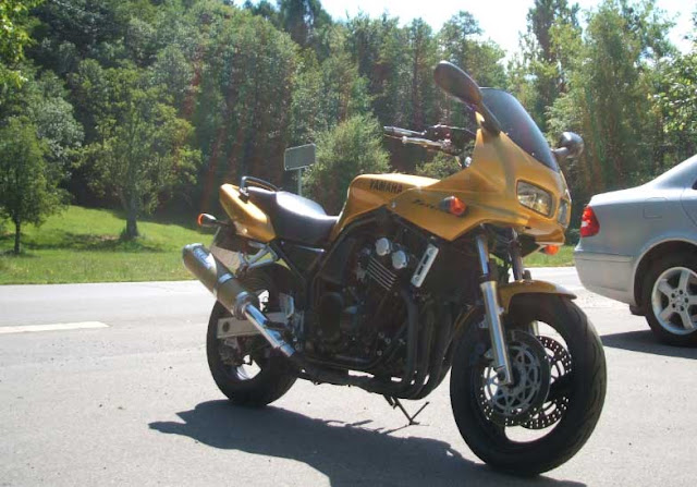 Yamaha Fazer 600 Gold