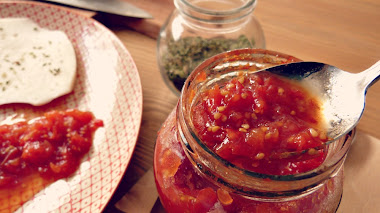 Mermelada Casera de Tomate con Queso de Cabra