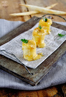  Patatas confitadas rellenas de fondue de queso