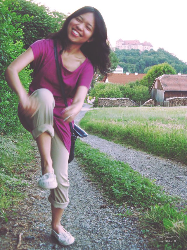 Chachamisu, personal style, fashion, blooper, castle, wooden barn, country side, summer, Austria