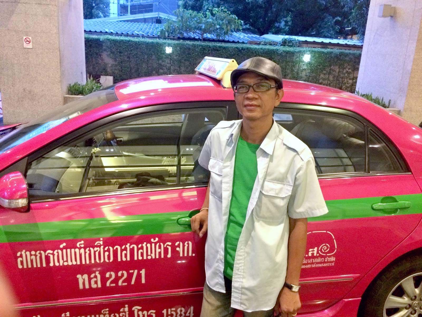 bangkok-s-best-taxi-driver-plus-two-more-according-to-mimi