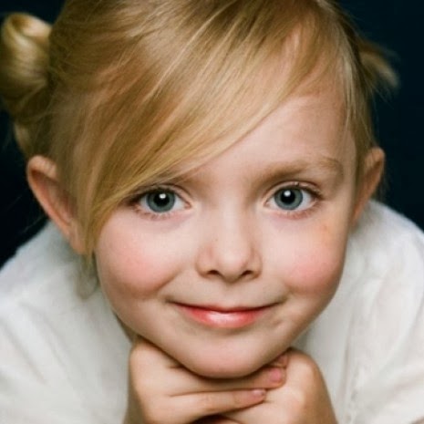 Biodata Alina Kukushkina Masha And The Bear Biografi Profil Biodata