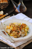 Alcachofas con patatas salteadas y cebolla confitada