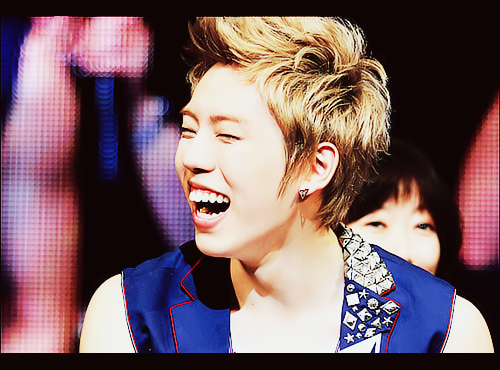 Dongwoo+%25282%2529.png