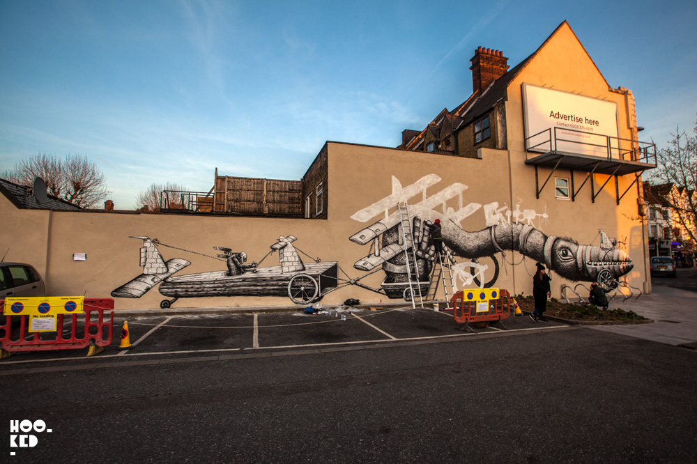 Walthamstow Street Art mural by British artist Phlegm. Photo ©Hookedblog / Mark Rigney