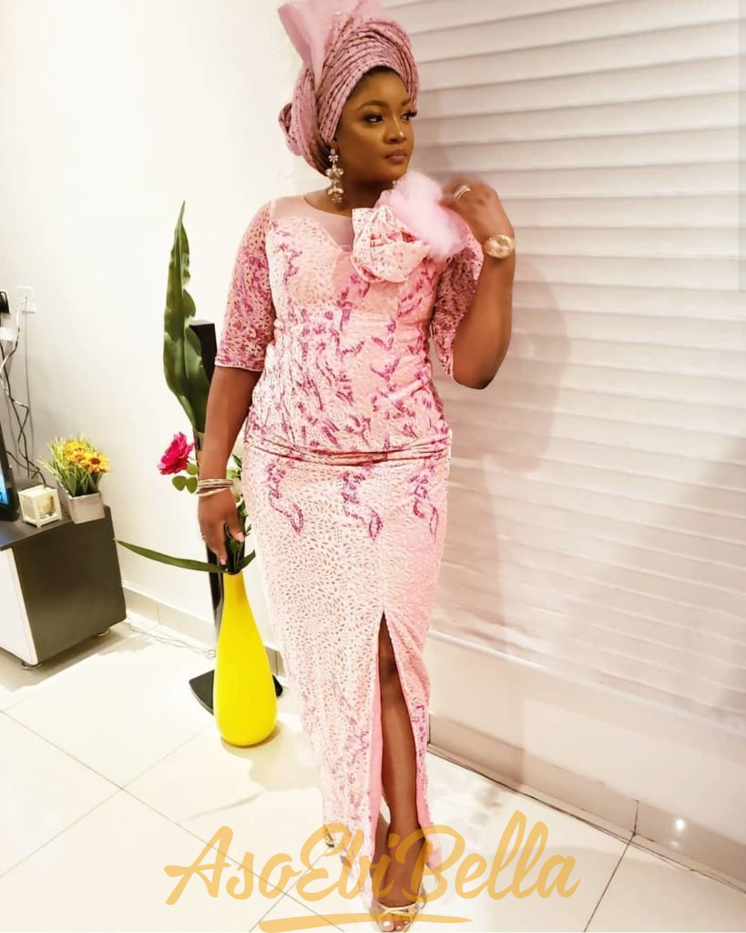 49 Edition of EsB TV #ebfablook - Try This New Aso ebi lace Style Worn last week