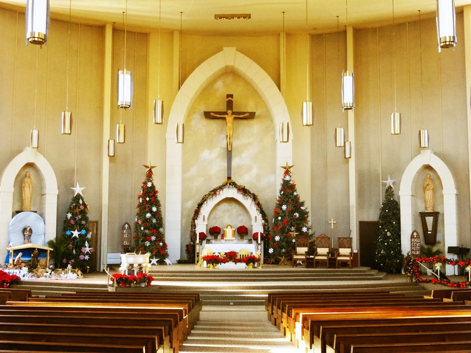 Holy Apostles Parish East Wenatchee Merry Christmas and a Happy New Year