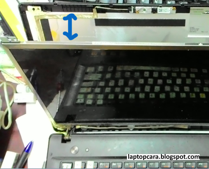 Laptop Cara: Cara Ganti LCD Laptop (Gambar Lengkap)