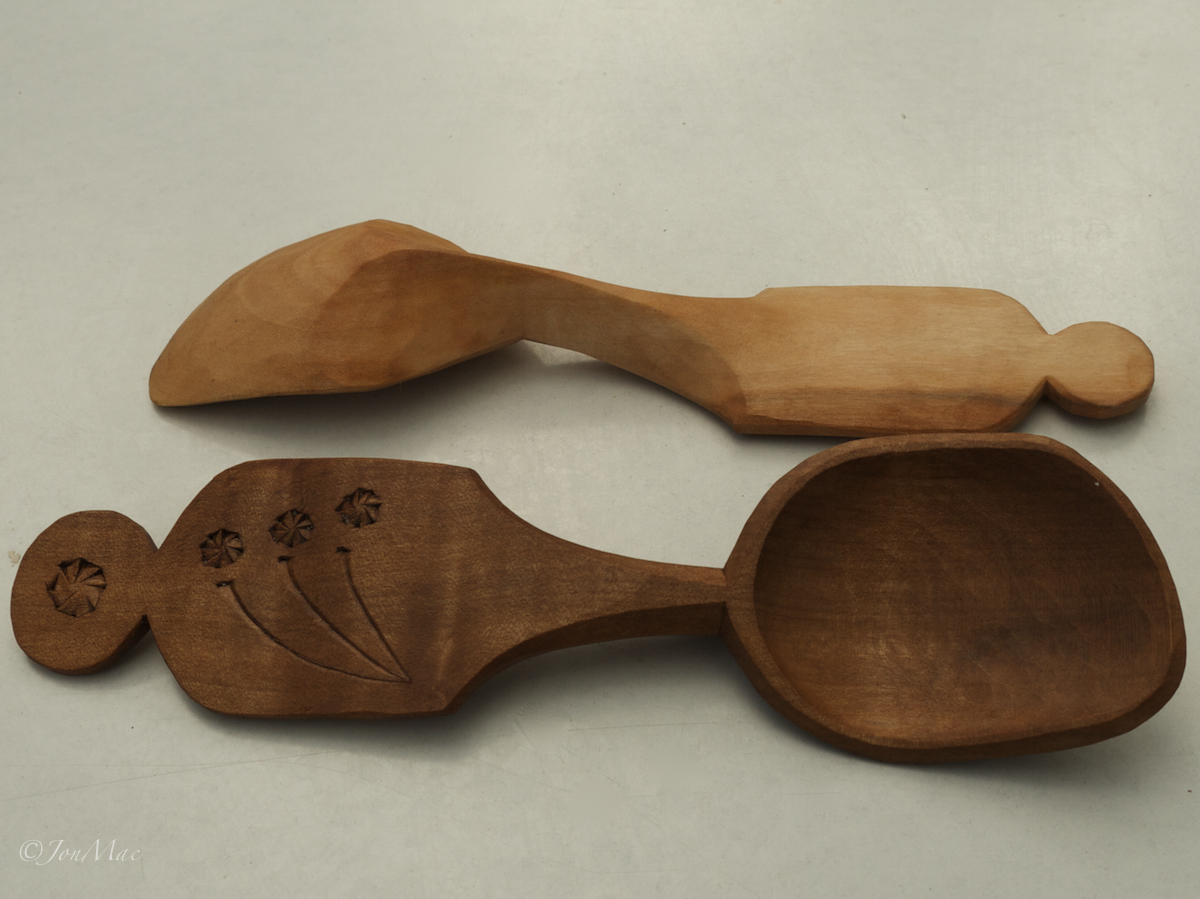 <img src="spoon-carving.jpg" alt="spoon carving" />, <img 