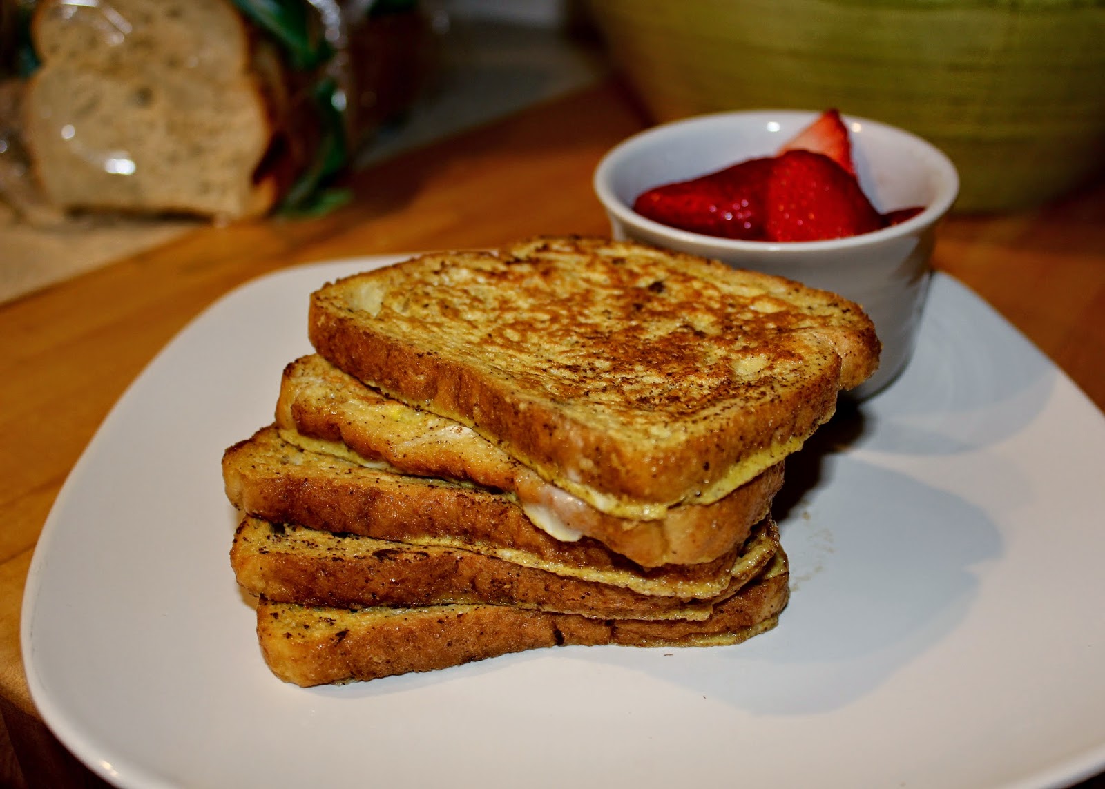A Busy Working Woman Finds Time to Cook! 125 Calorie Cinnamon French Toast