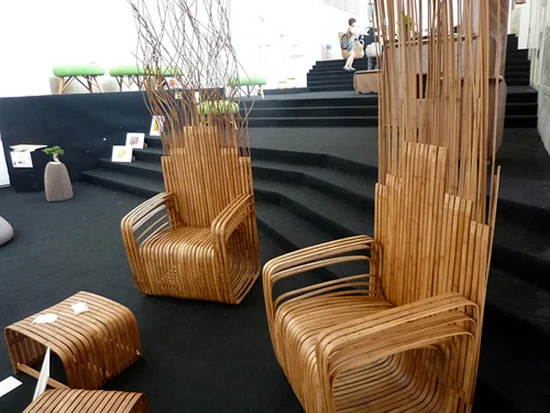 Desain kursi unik berbahan bambu