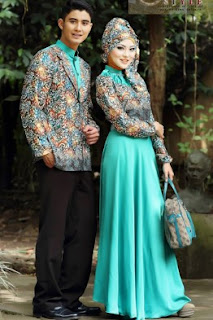 Model Baju Batik Pesta Warna Favorit Glamor Mewah Model Baju Batik Pesta Warna Favorit Glamor Mewah