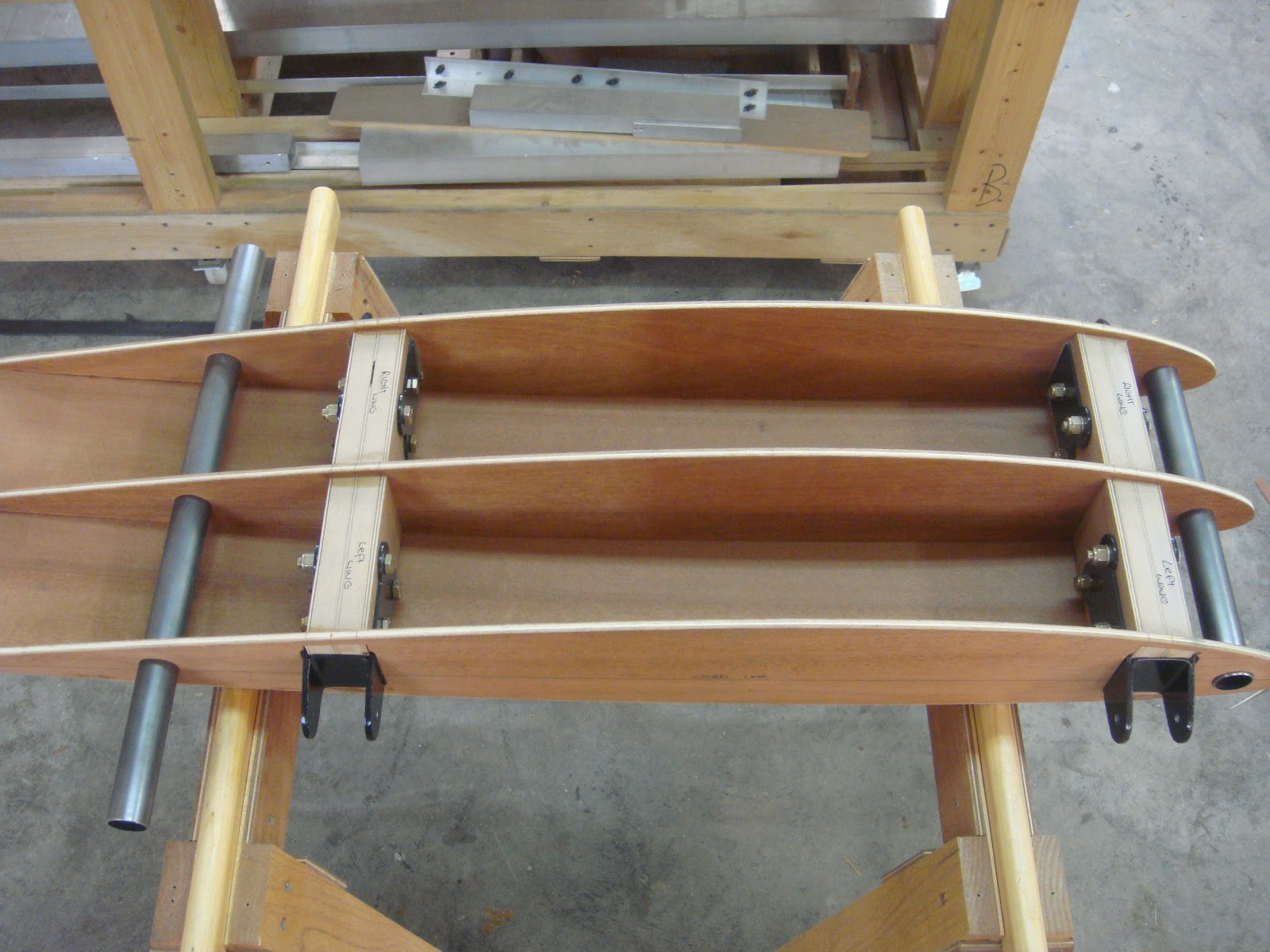 Laird Super Solution: wing fitting attach locating assemblies