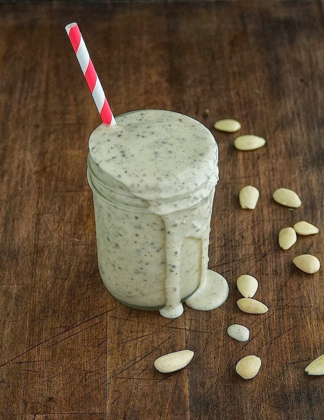 Almond Chia Recovery Smoothie