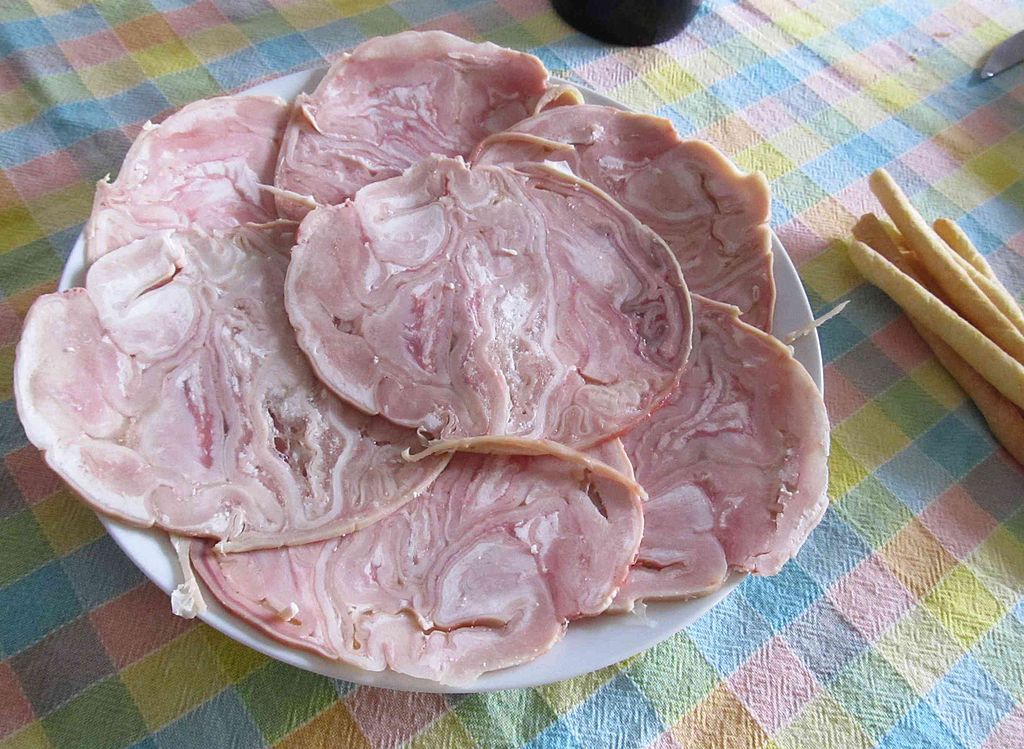 Memento Solonico Trippa Di Moncalieri In Piemontese Tripa D Moncalé Chiamato Anche Salame Di Trippa