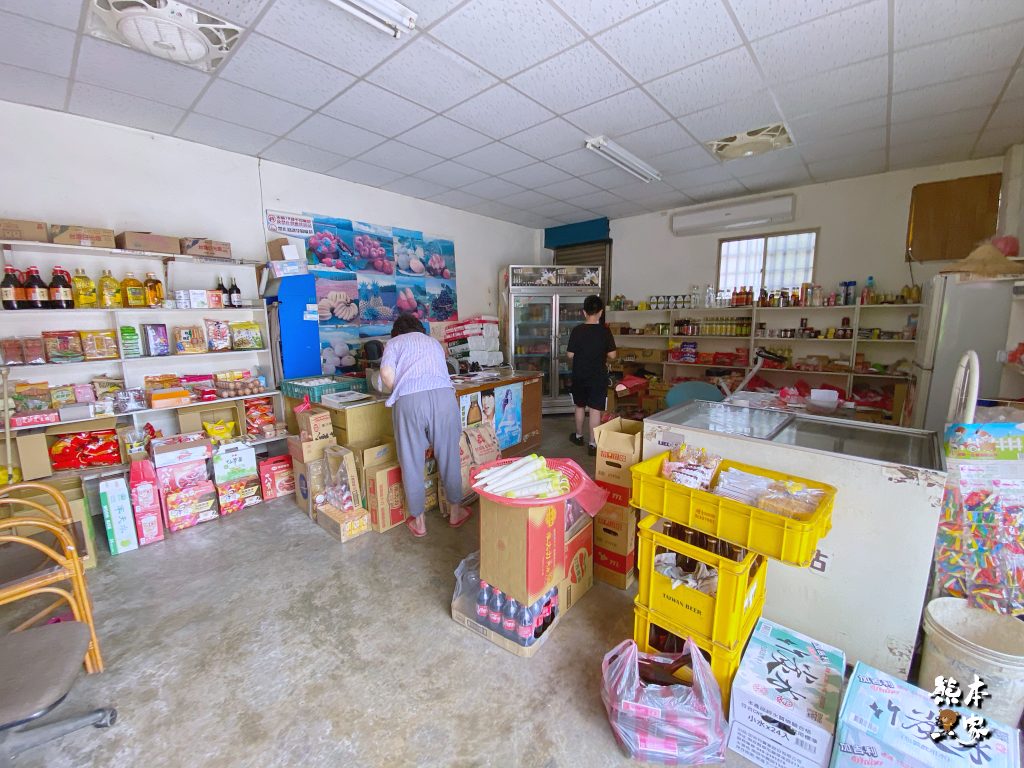 三峽插角里218之2柑仔店|大豹溪玩水設施、祭祀品、農產、民生百貨通包的雜貨店