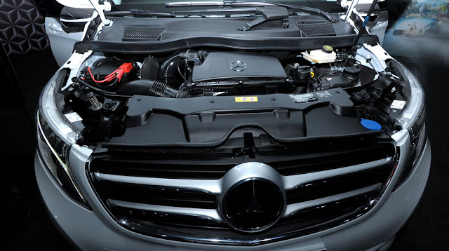 Mercedes-Benz V 220 CDI tiêu thụ 5,7 lít dầu/100km.