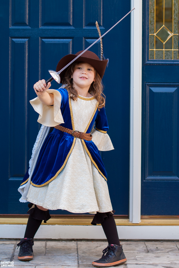 Sewing Like Mad Halloween 2015 Girl Musketeer.
