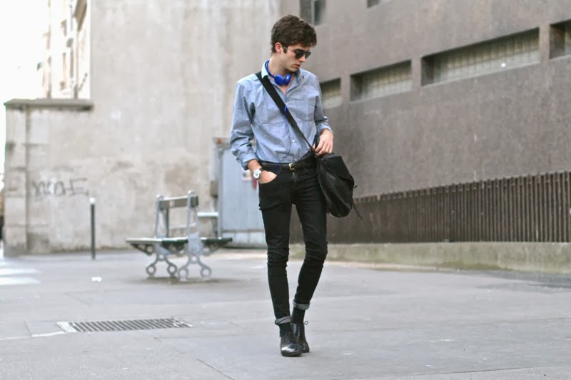 Selected Shirt chemise - Fashop black skinny jeans noir -Maison Martin Margiela Brogues derby artisalnal - urbanears headphones casque - GIVENCHY postbag messenger bag sac - blog mode homme - mensfashion