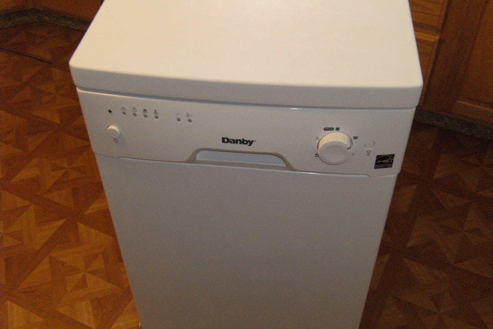 Does it really work?: Danby Portable Dishwasher DDW1899WP