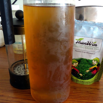 How to Make Cold Brewed Tea:  Green Tea:  A simple tutorial for how to make cold brewed tea.  No boiling water required and results in a smooth and tasty tea.