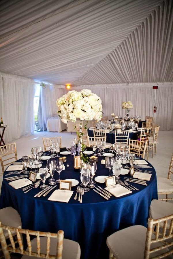 Table decoration in blue &#8211; fascinating ideas!