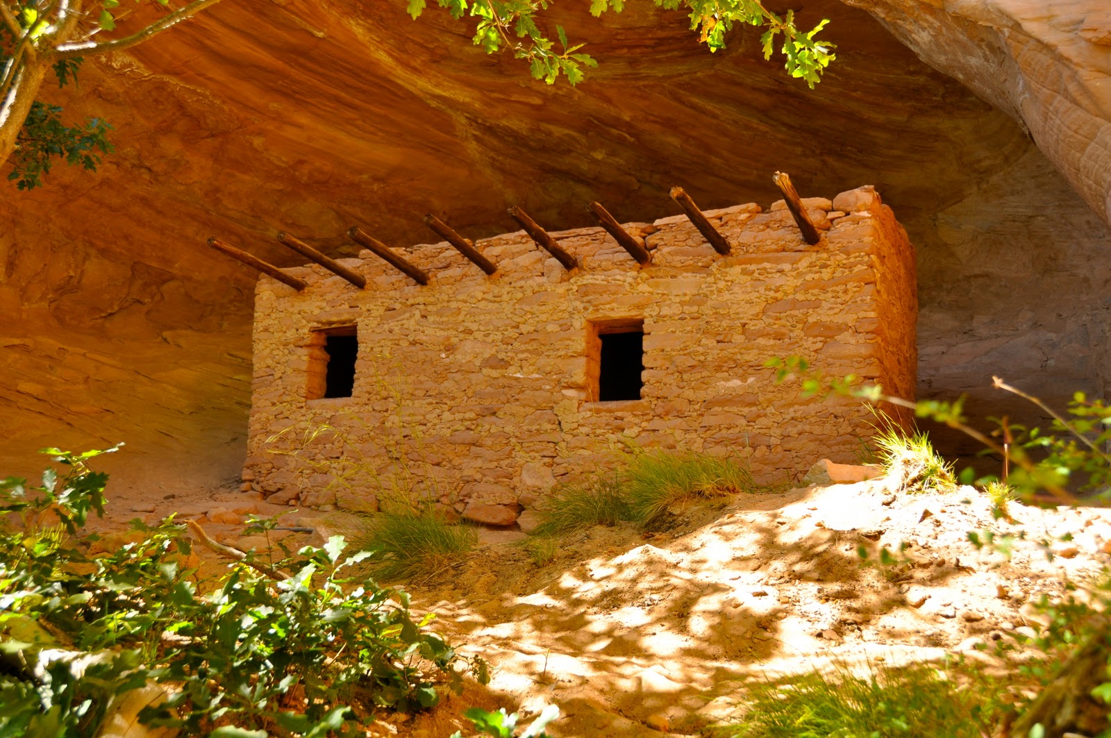 FRUITYMOODY The Dollhouse Ruin Cedar Mesa, Utah (I love UT)