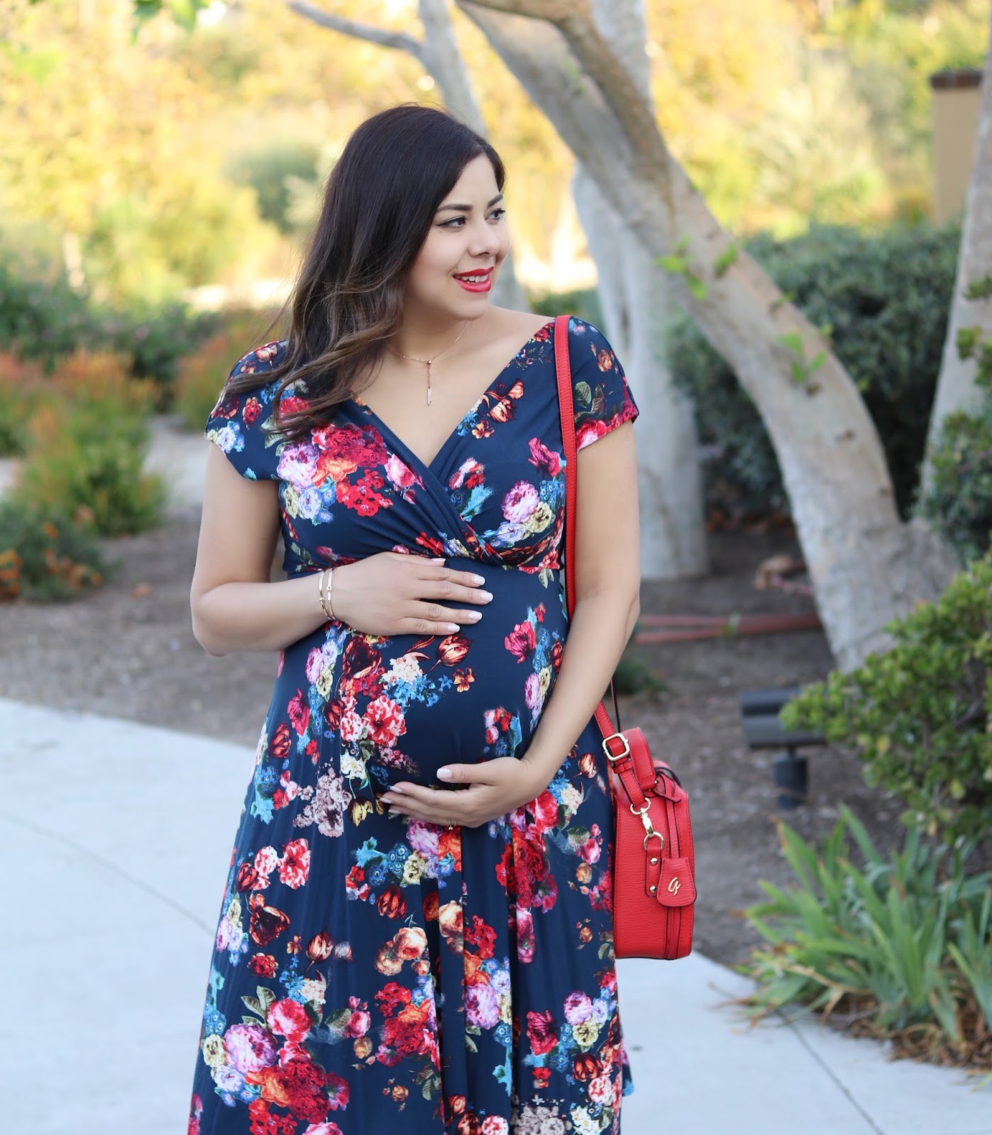 Elegant Maternity Outfit - Lil bits of Chic