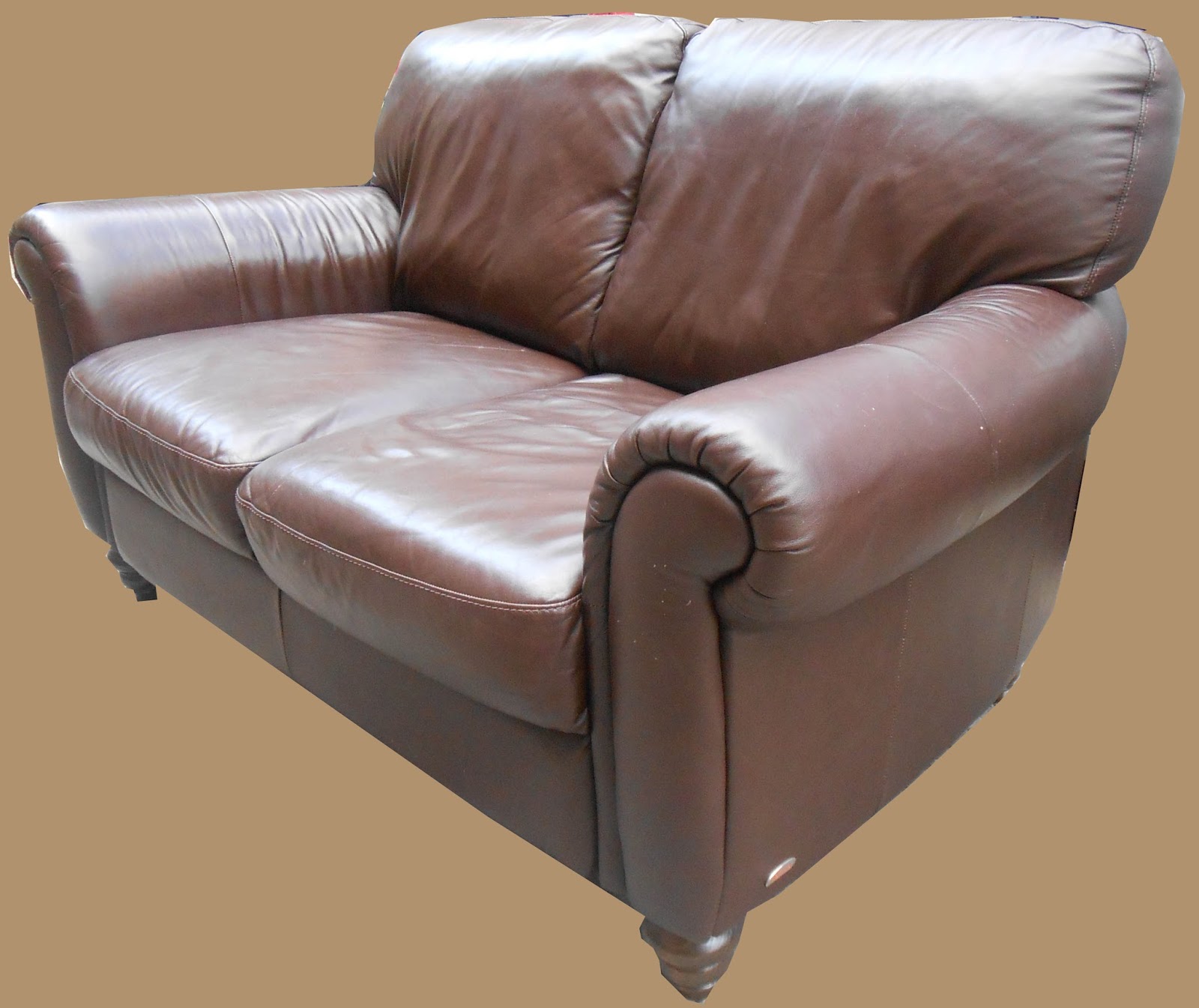 Uhuru Furniture & Collectibles SOLD Leather Love Seat
