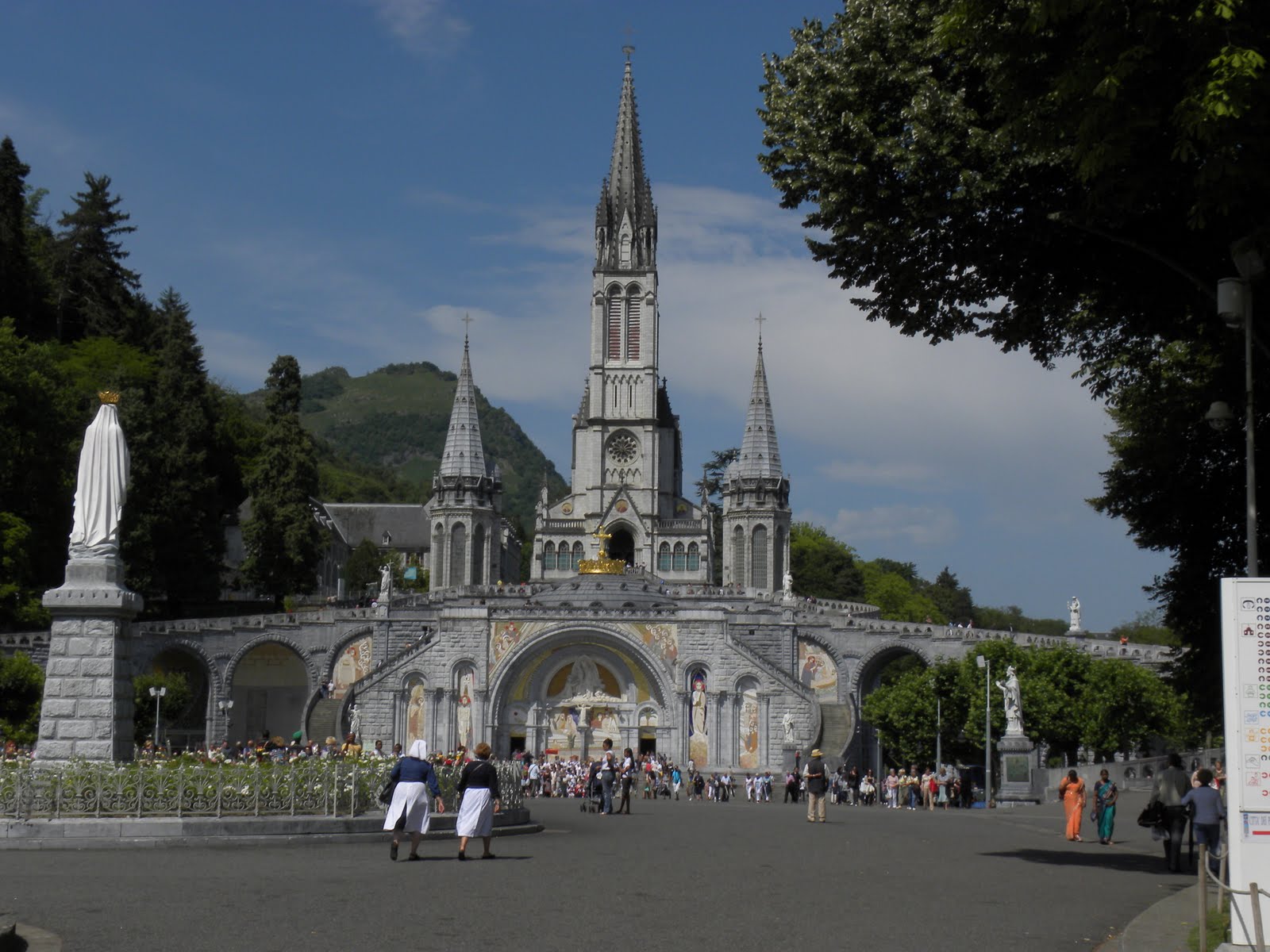 France Summer 2011: Lourdes, France