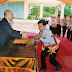 ព្រះមហាក្សត្រ ប្រគល់សញ្ញាបត្រដល់សាមណនិស្សិត និស្សិត ពីពុទ្ធកសាកលវិទ្យាល័យ សីហមុនីរាជា