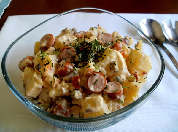 Ensalada Alemana de Patatas y Salchichas
