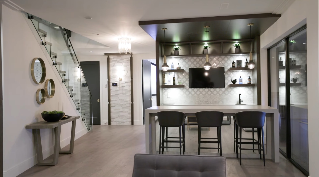 61 Interior Design Photos vs. 6892 Copper Cove Rd, West Vancouver Luxury Home Tour