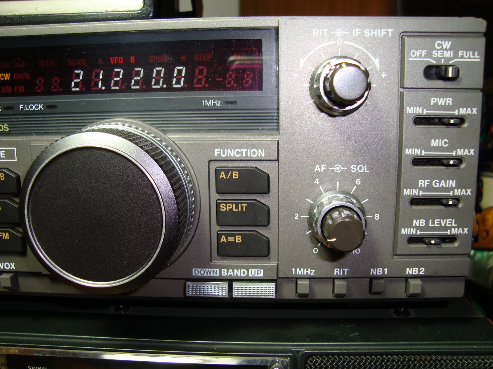RADIO SELLER Kenwood TS 140S HF Transceiver