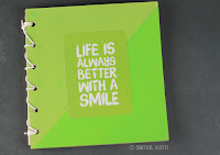 http://www.smilingcolors.com/2015/11/handmade-holidays-2015-make-a-handmade-book/