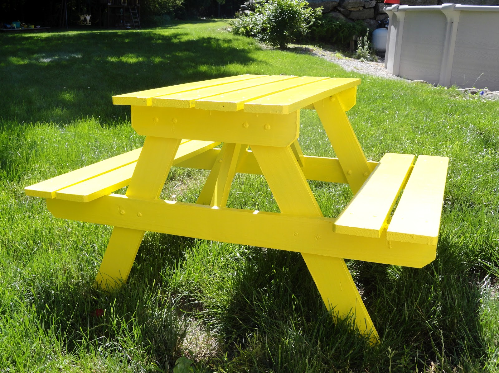 From My Life to yours...: Picnic Table Painting