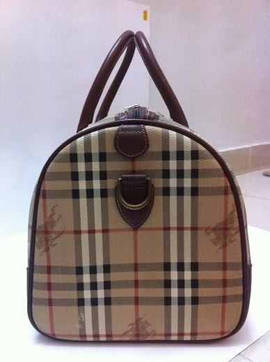 Truly Vintage: Authetic Burberry London Hand Luggage Bag
