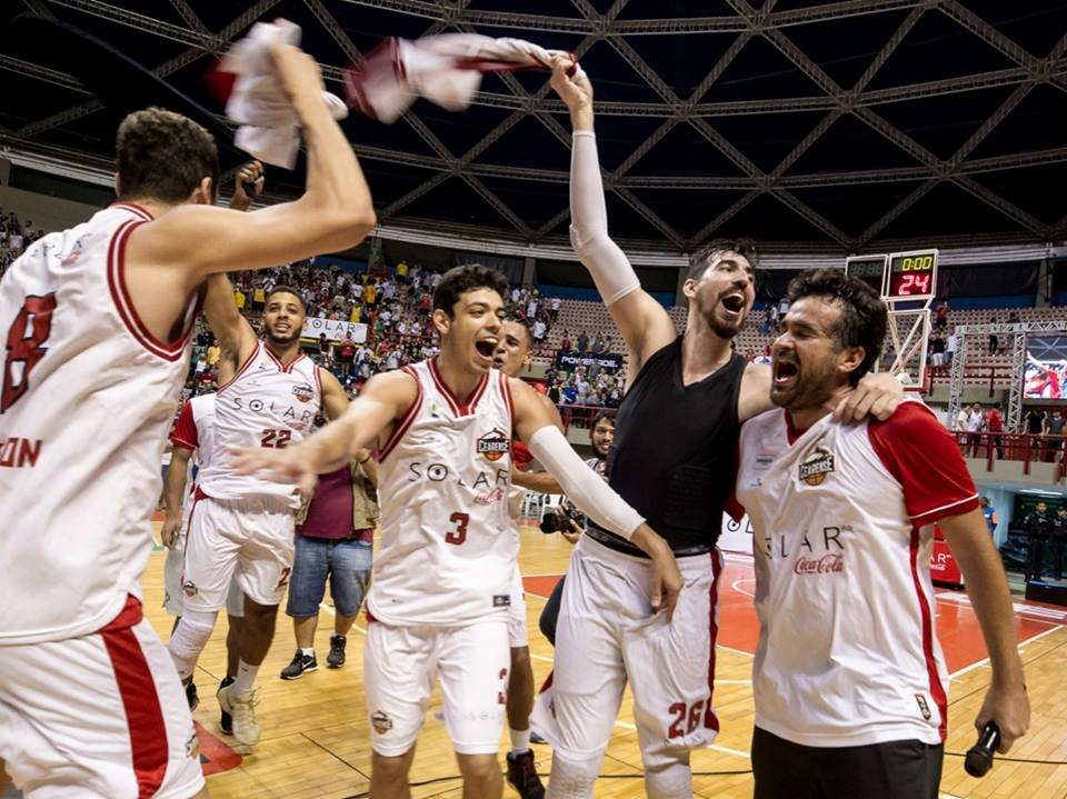 Bola de Basquete Penalty Playoff IX Laranja - Ciclone Magazine